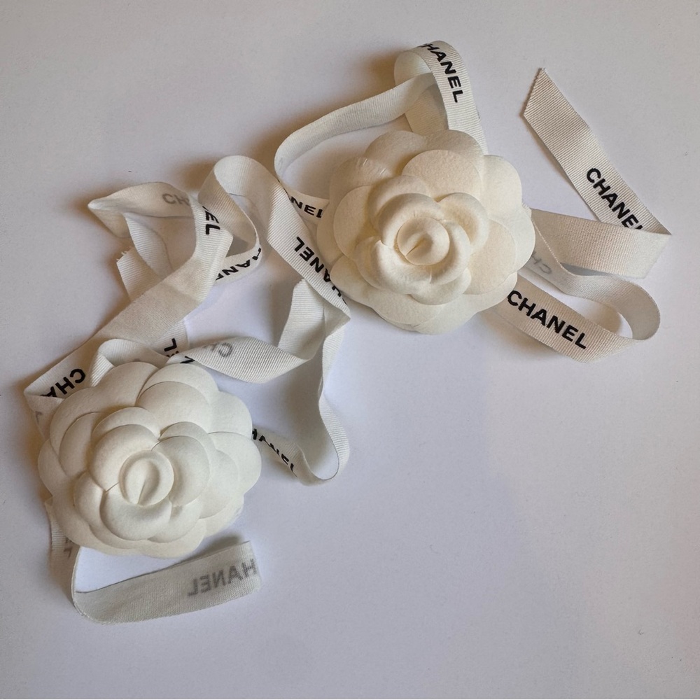 Ribbon and flowers